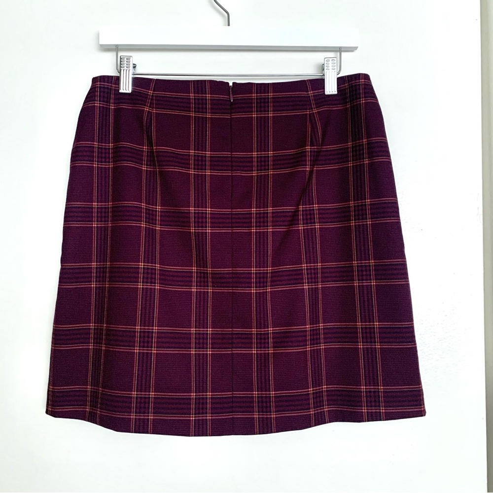 Tommy Hilfiger Plaid Skirt - Picture 7 of 7